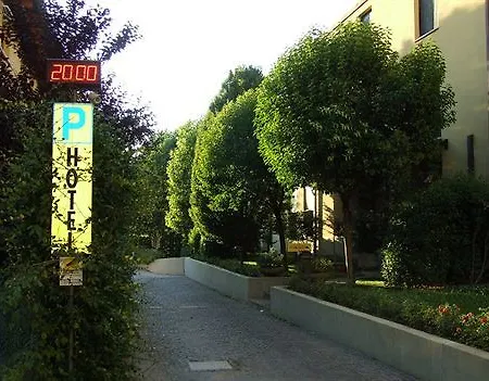 Hotel Nanni 3*